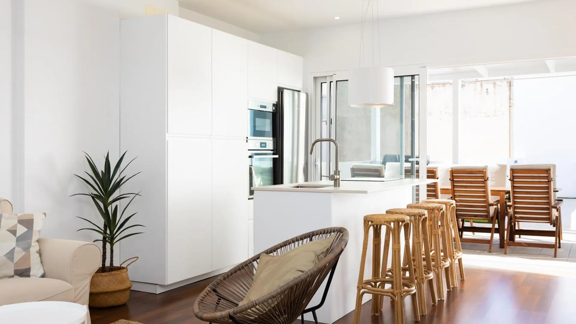Home2Book Stylish Apt With Terrace In Santa Cruz アパート